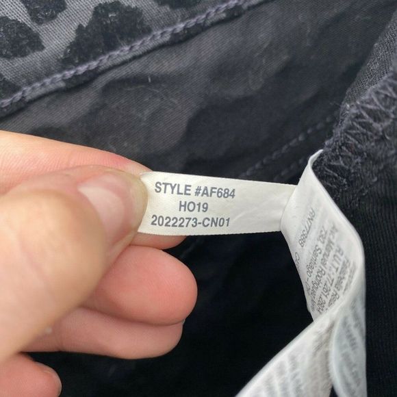 Madewell 9" Mid-Rise Skinny Velvet Flocked Leopard Print Jeans Black Size 28 - Picture 12 of 12